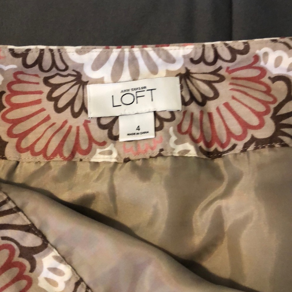 Ann Taylor Loft Pencil Skirt - Picture 2 of 3